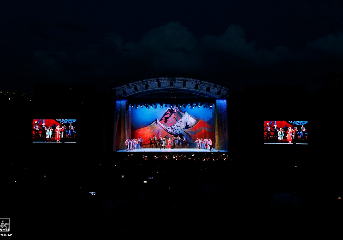 Բացօթյա «Գայանեն» ու «Դիմակահանդեսը»․ լուսանկարներ