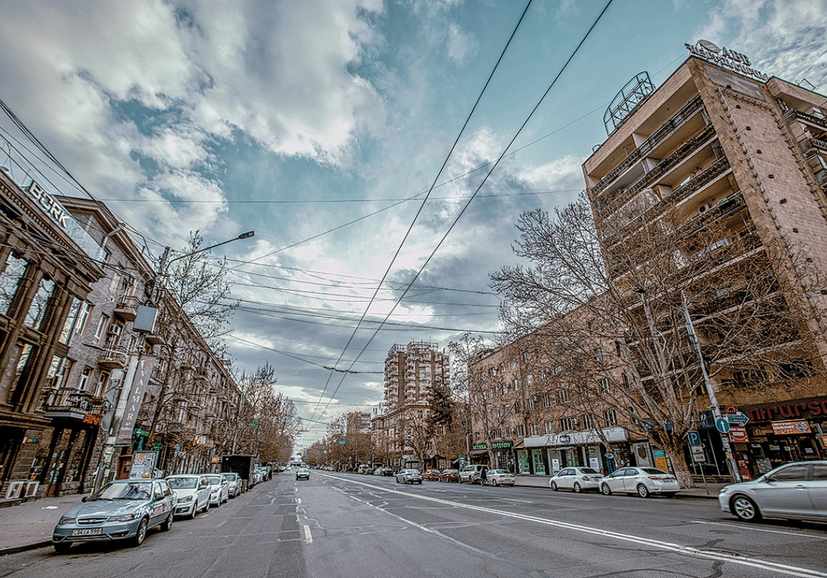 Դատարկ փողոցների գարունը